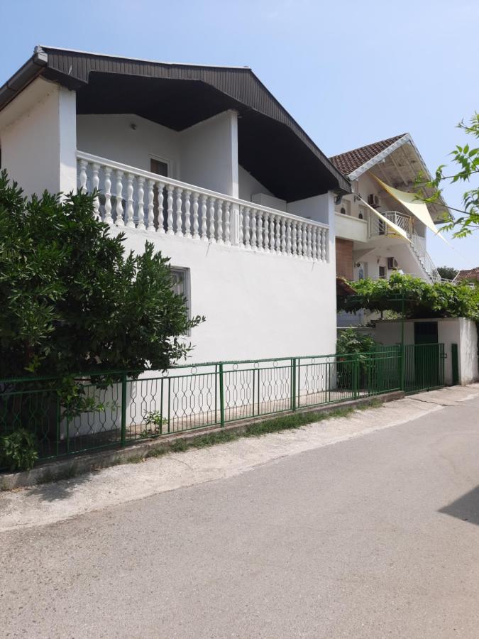 Apartmani Pulic Улцинь Экстерьер фото