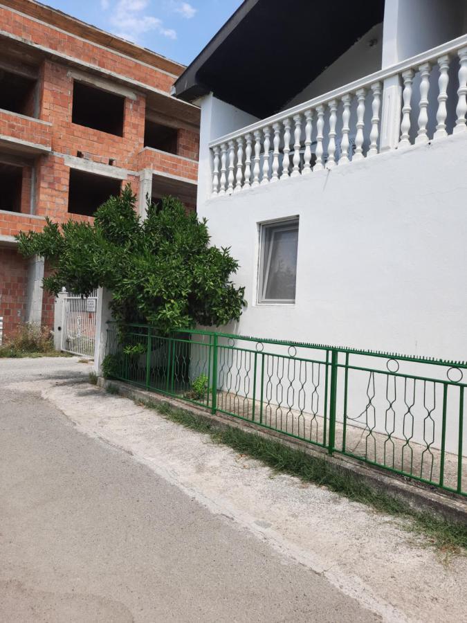 Apartmani Pulic Улцинь Экстерьер фото